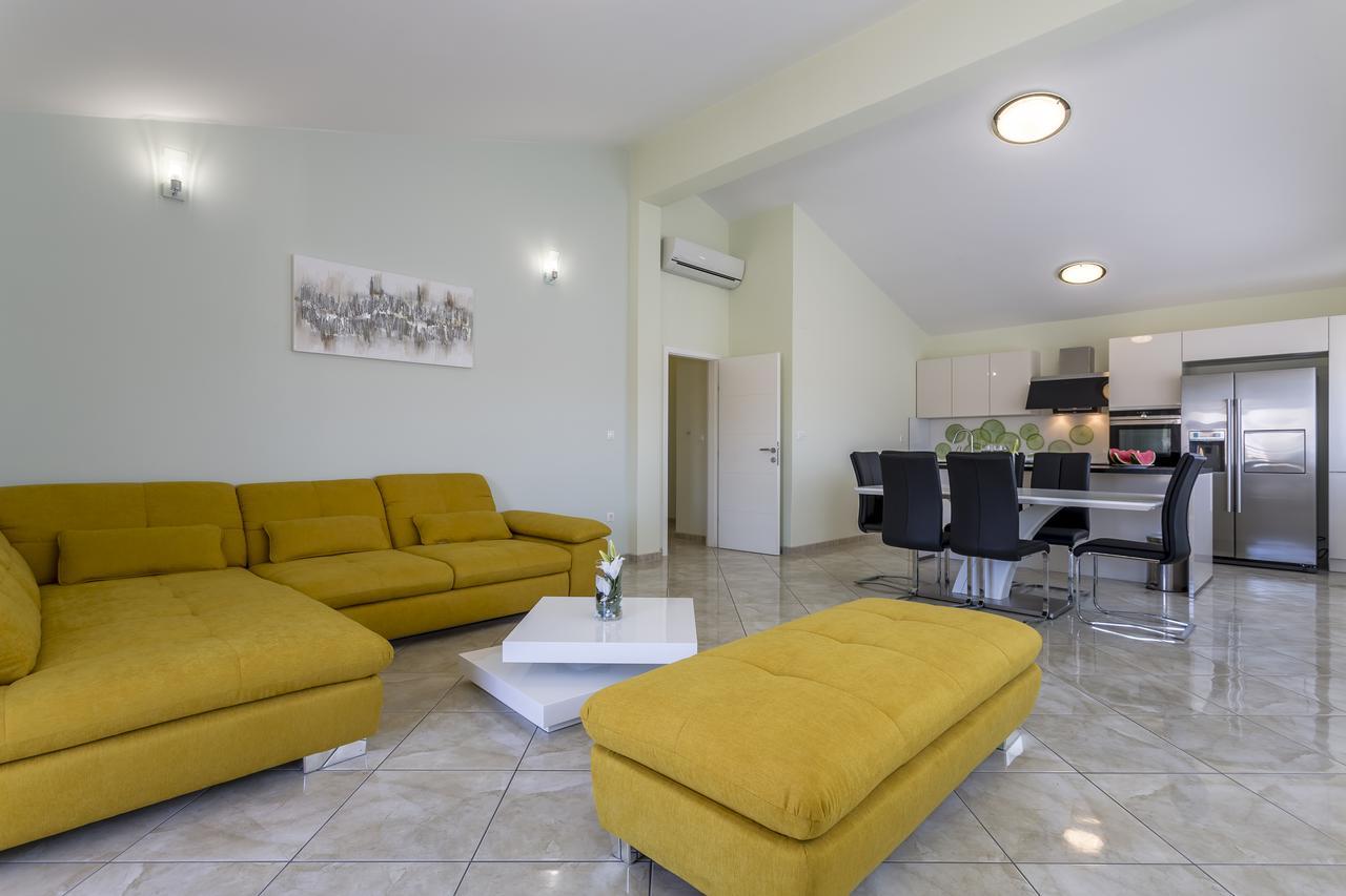 Apartmani Lukic Split Exterior foto