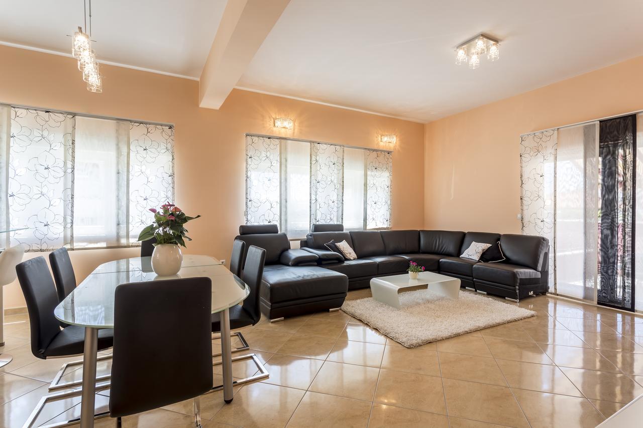 Apartmani Lukic Split Exterior foto