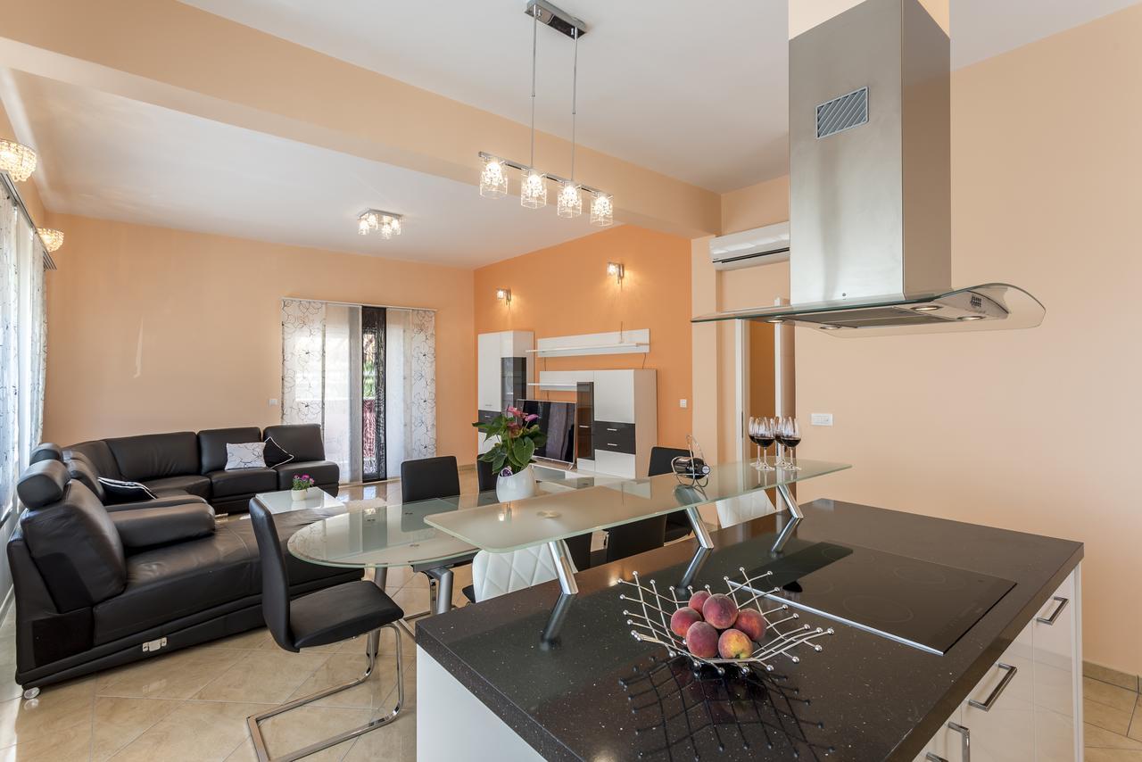 Apartmani Lukic Split Exterior foto